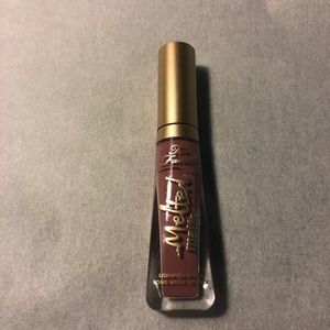 Too Faced Melted Matte liquid lipstick in Queen B